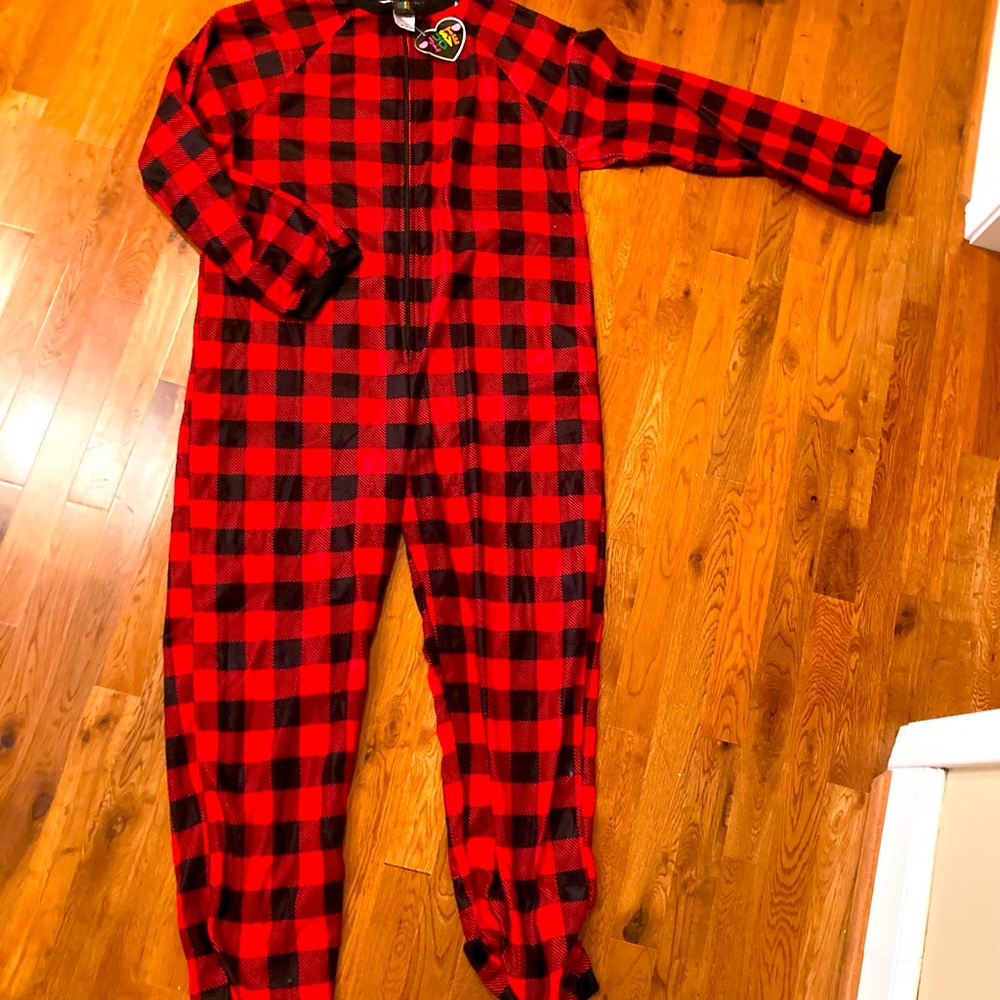 XXL red & black plaid adult (M or W) onesie - NWT
